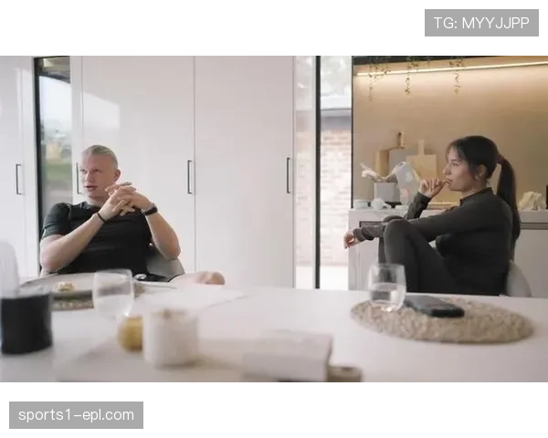 哈兰德vlog引热议 球星私生活公开化掀起粉丝热潮